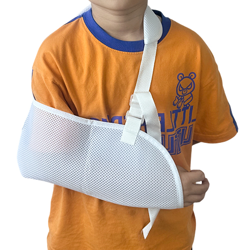 Pediatric Mesh Arm Sling and Kids Breathable Shoulder Immobilizer for Clavicle Fractures, Dislocated Elbows, and Broken Forearm Support